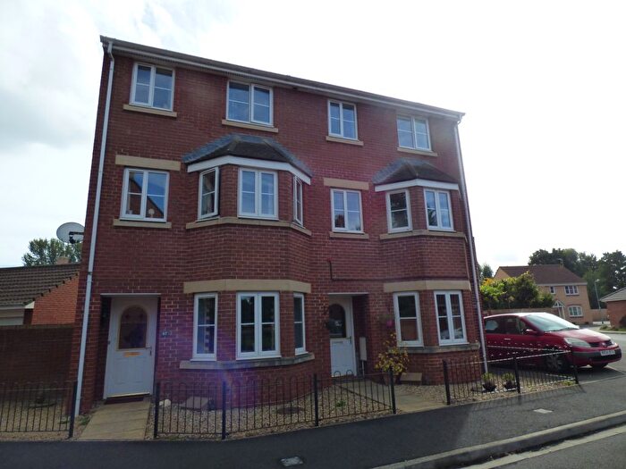 4 Bedroom Property To Rent In Avill Crescent, Taunton, TA1