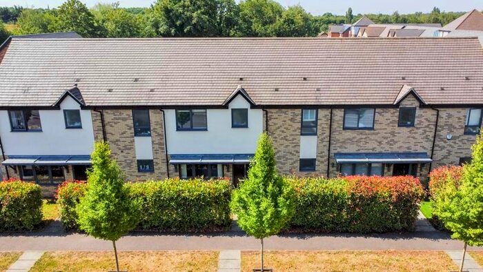 3 Bedroom Terraced House To Rent In Park View, Chigwell, IG7