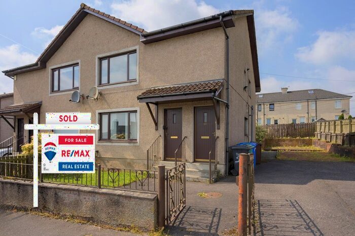 2 Bedroom Flat For Sale In Easter Road, Shotts, ML7