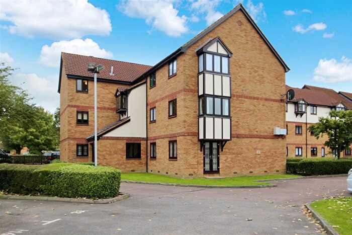 2 Bedroom Flat For Sale In Harrier Road, London, NW9