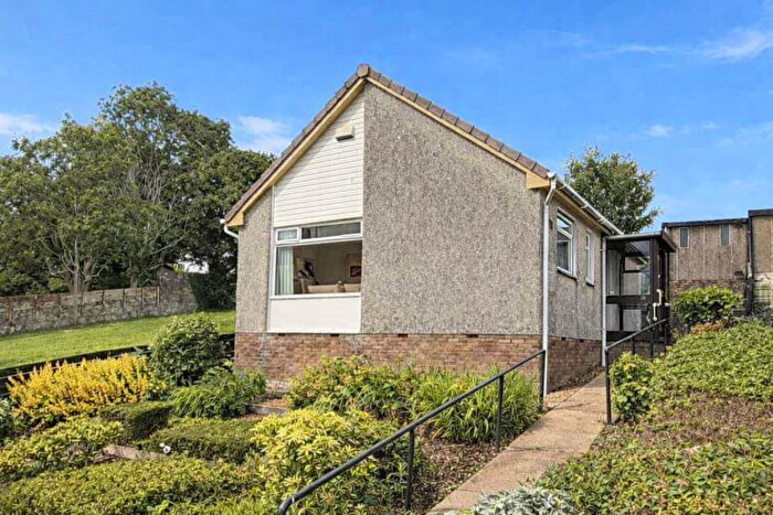 3 Bedroom Detached Bungalow For Sale In Farmfield Terrace, West Kilbride, KA23