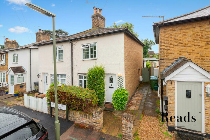 2 Bedroom Cottage To Rent In Thistlecroft Road, Hersham, KT12