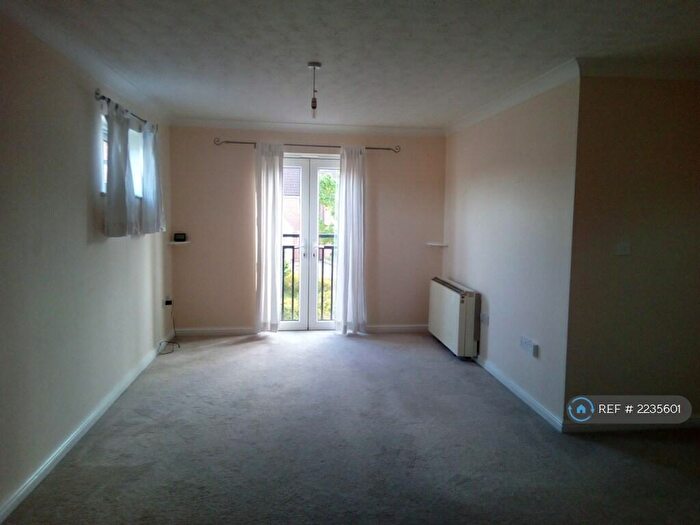 2 Bedroom Flat To Rent In Grenville Road, Chafford Hundred Grays, RM16