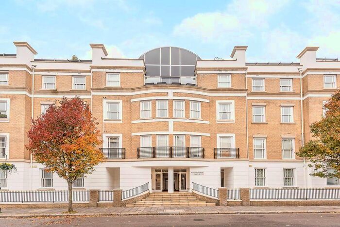 2 Bedroom Flat To Rent In Royal Belgrave House, Pimlico, London, SW1V
