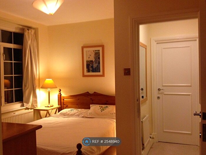 1 Bedroom Flat To Rent In Harrowby Street, London, W1H
