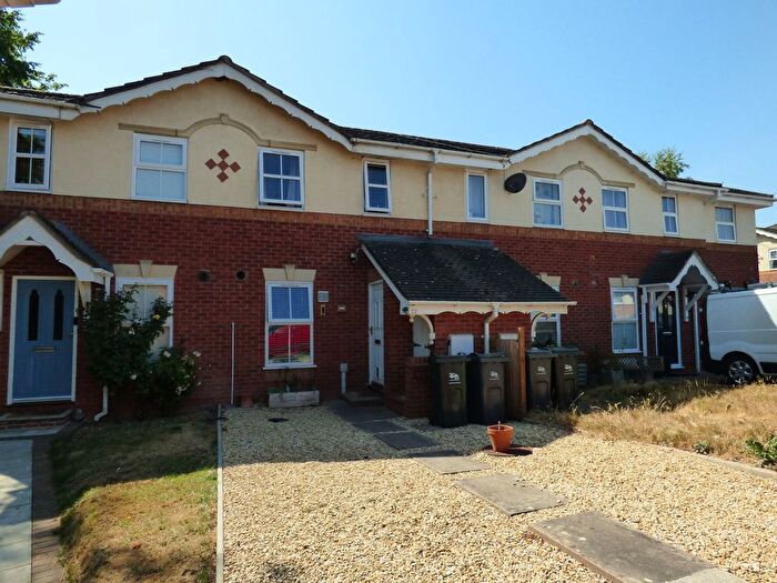 2 Bedroom Terraced House For Sale In Dogwood Close, Malvern, WR14