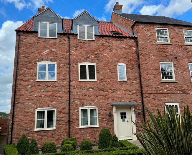 3 Bedroom Flat To Rent In Abbey Mews, Southwell, NG25