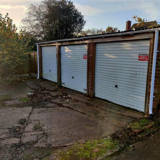 Property To Rent In Woodfield Crescent, Kidderminster, DY11