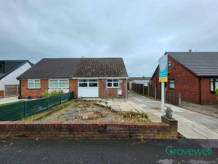 2 Bedroom Bungalow To Rent In Baron Walk, Little Lever, Bolton, BL3