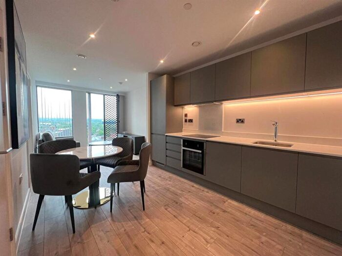 1 Bedroom Apartment For Sale In Great Ancoats Street, Manchester, Manchester, M4