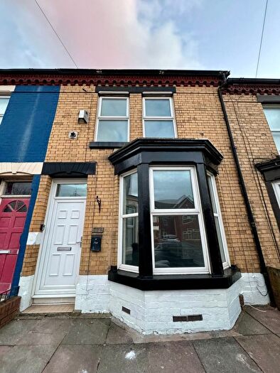 3 Bedroom Terraced House To Rent In Bedford Road, Bootle, Liverpool, L20