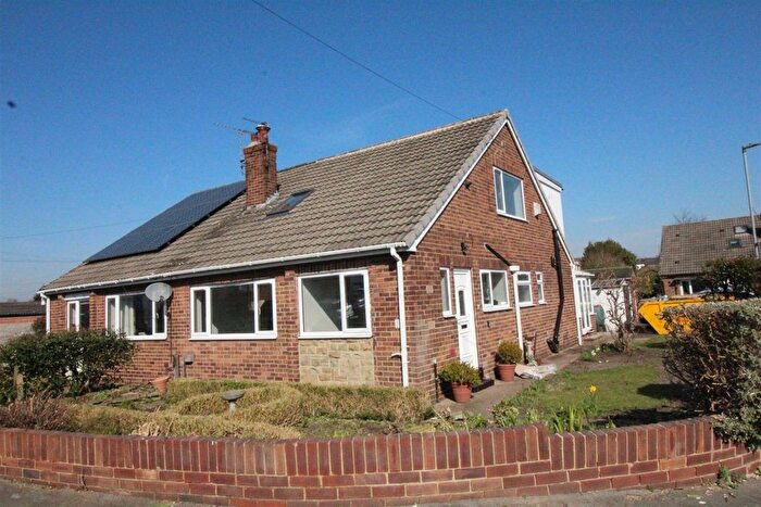 4 Bedroom Semi-Detached Bungalow To Rent In Imperial Avenue, Wrenthorpe, Wakefield, WF2