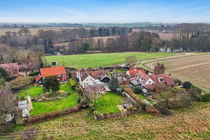 4 Bedroom Detached House For Sale In Trimley St. Martin, Felixstowe, IP11