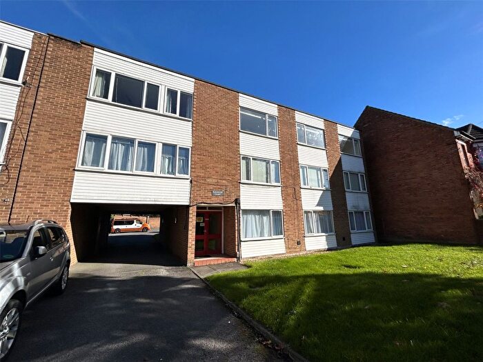 1 Bedroom Flat To Rent In Osborne Road, Farnborough, Hampshire, GU14