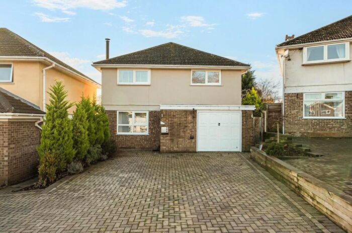 4 Bedroom Detached House For Sale In Harmans Way, Weedon, NN7