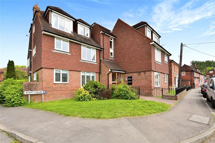 1 Bedroom Flat For Sale In Acott Fields, Yalding, Maidstone, Kent, ME18