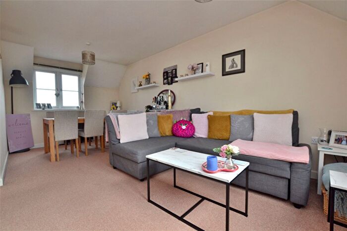 2 Bedroom Flat For Sale In Cannon Corner, Brockworth, Gloucester, Gloucestershire, GL3