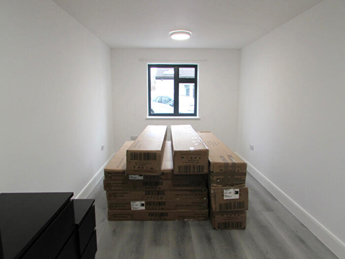 1 Bedroom End Of Terrace House To Rent In Harley Road, Harrow, Middlesex, HA1