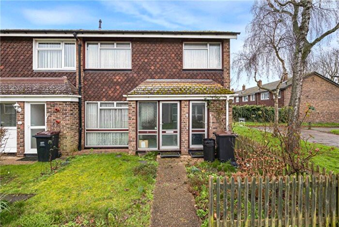 3 Bedroom End Of Terrace House For Sale In Boxtree Walk, Orpington, Kent, BR5