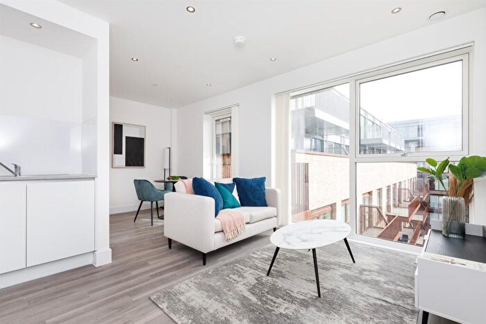 1 Bedroom Flat To Rent In Thames Road, London, E16