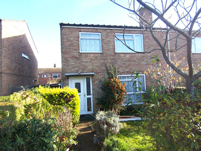 3 Bedroom Terraced House To Rent In St. Marys Avenue, Hailsham, BN27