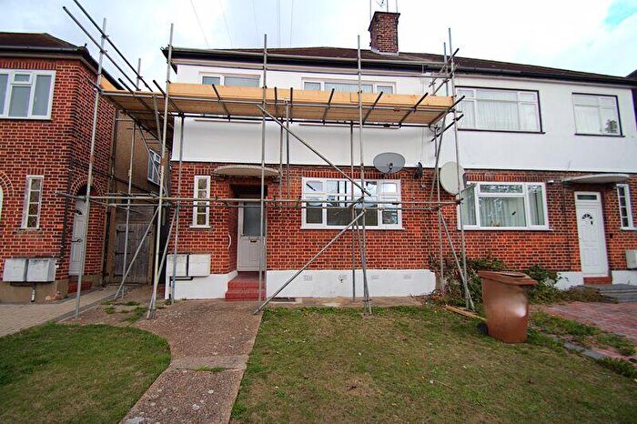 1 Bedroom Flat To Rent In Imperial Close, Harrow, HA2