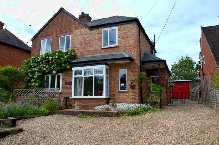3 Bedroom Detached House For Sale In Main Street, Beachampton, Milton Keynes, MK19
