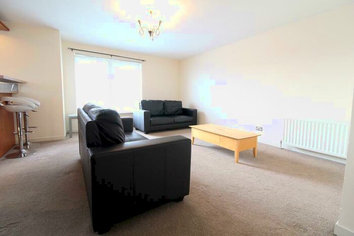 2 Bedroom Flat To Rent In Affleck Street, Aberdeen, AB11