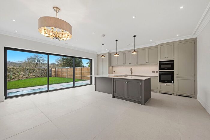 5 Bedroom Property To Rent In Coombe Lane, SW20