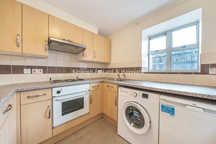 Flat To Rent In Bell Green Lower Sydenham, SE26