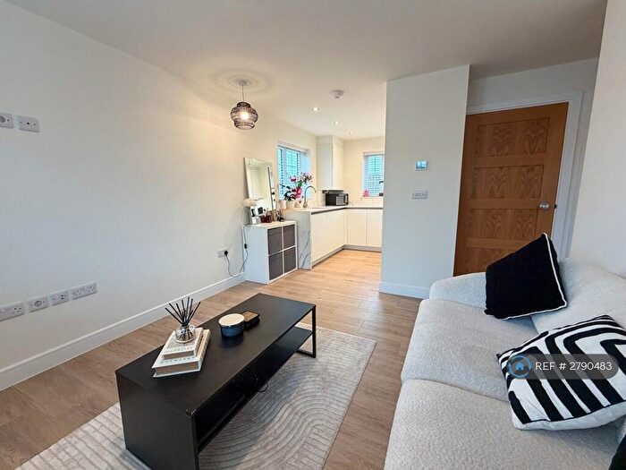 2 Bedroom Flat To Rent In Isabel Lane, Kibworth, Leicester, LE8