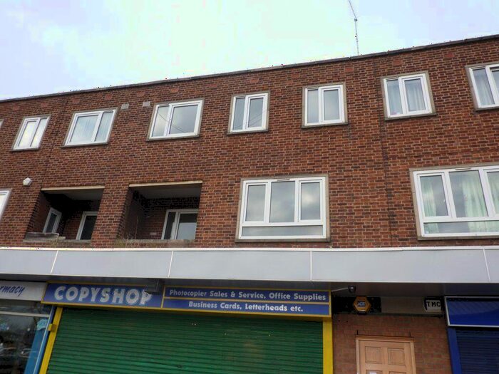 3 Bedroom Flat To Rent In Studfall Avenue, NN17