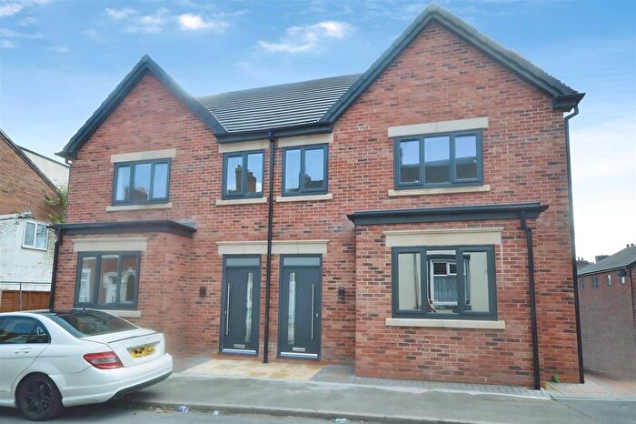 3 Bedroom Semi Detached House To Rent In Madeley Street, Tunstall, Stoke-On-Trent, ST6