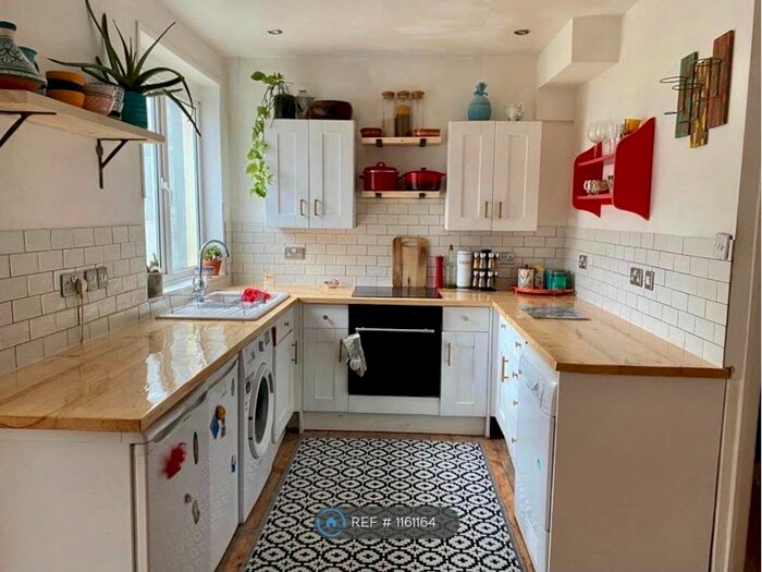 3 Bedroom Terraced House To Rent In Lonsdale Road, London, SE25
