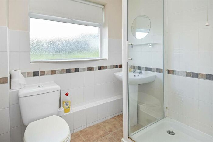 2 Bedroom Detached Bungalow For Sale In Shearwater Avenue, Whitstable, CT5