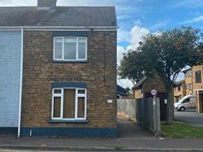 2 Bedroom House To Rent In West Street, Deal, CT14