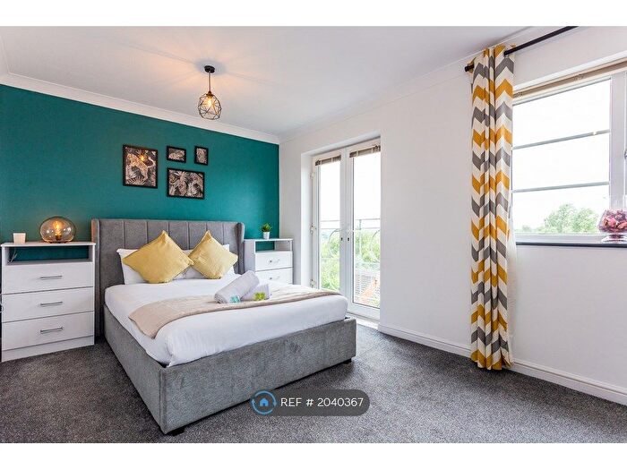 5 Bedroom Terraced House To Rent In Windmill Way, Windmill Way, Gateshead, Uk, NE8