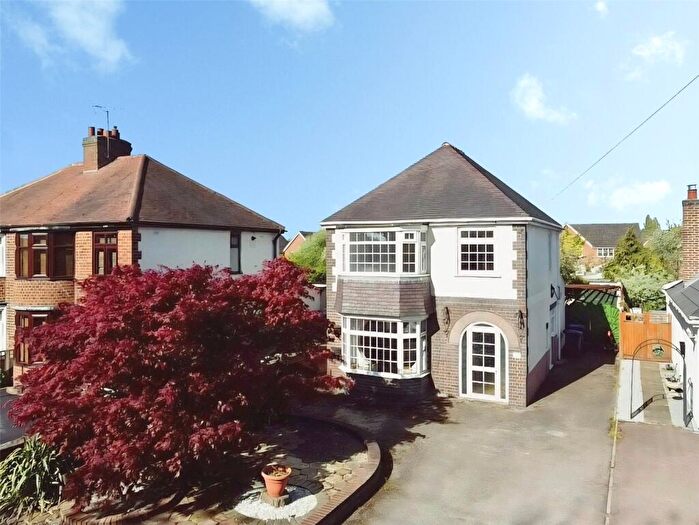 3 Bedroom Detached House For Sale In Nutts Lane, Hinckley, Leicestershire, LE10