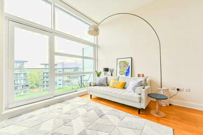 2 Bedroom Flat To Rent In Howard Building, Chelsea Bridge Wharf, Battersea, London, SW11