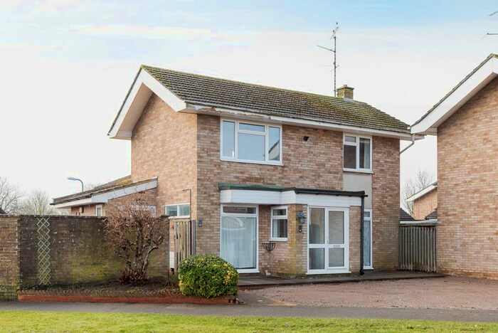 3 Bedroom Detached House To Rent In Hesketh Road, Yardley Gobion, NN12