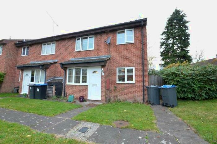 1 Bedroom Terraced House To Rent In Sycamore Walk, Englefield Green, TW20