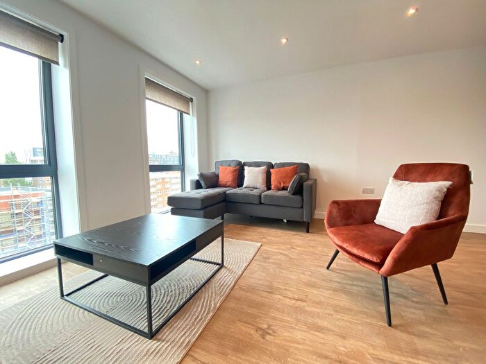 1 Bedroom Flat To Rent In Phoenix, Saxton Lane, Leeds, LS9