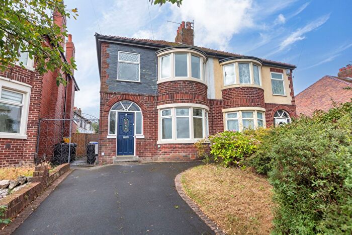 3 Bedroom Semi Detached House For Sale In Lawson Road, Blackpool, FY3
