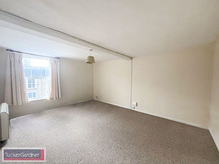 1 Bedroom Farmhouse To Rent In High Street, Ely, CB6