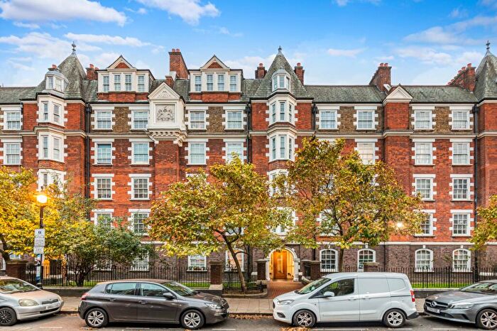 1 Bedroom Flat For Sale In Scott Ellis Gardens, St John's Wood, NW8