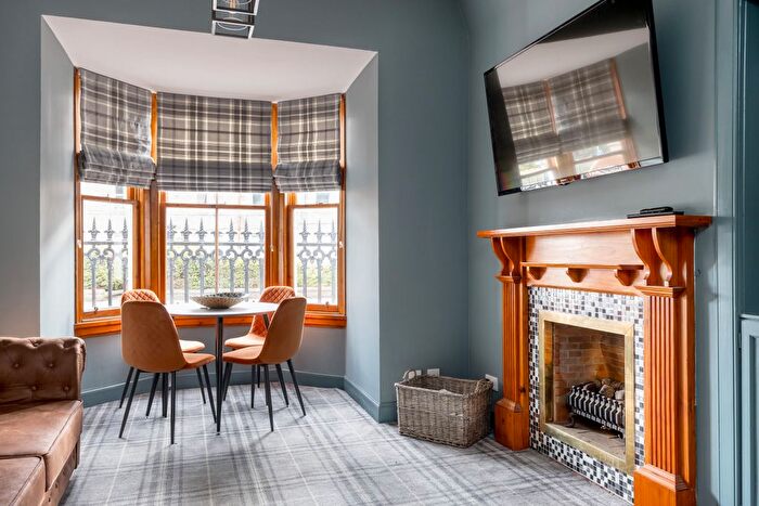 3 Bedroom Terraced House To Rent In Corstorphine Road, Edinburgh, EH12