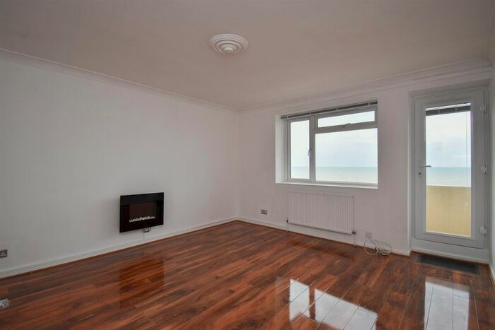 2 Bedroom Flat To Rent In Marina, St Leonards On Sea, East Sussex, TN38