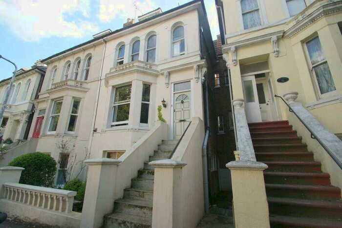 5 Bedroom House To Rent In Inverness Terrace, Broadstairs, CT10