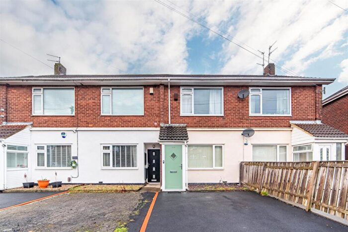 2 Bedroom Flat For Sale In St. Cuthberts Road, Newcastle Upon Tyne, NE5