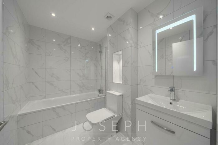 3 Bedroom Apartment To Rent In Elm Street, Ipswich, IP1